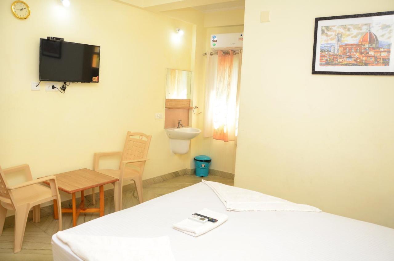 Hotel Hari Iyer Residency Tiruchchendūr Exterior foto
